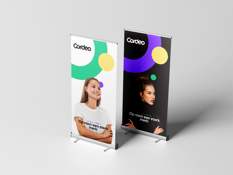 Mockup Roll-up banner@0,25x